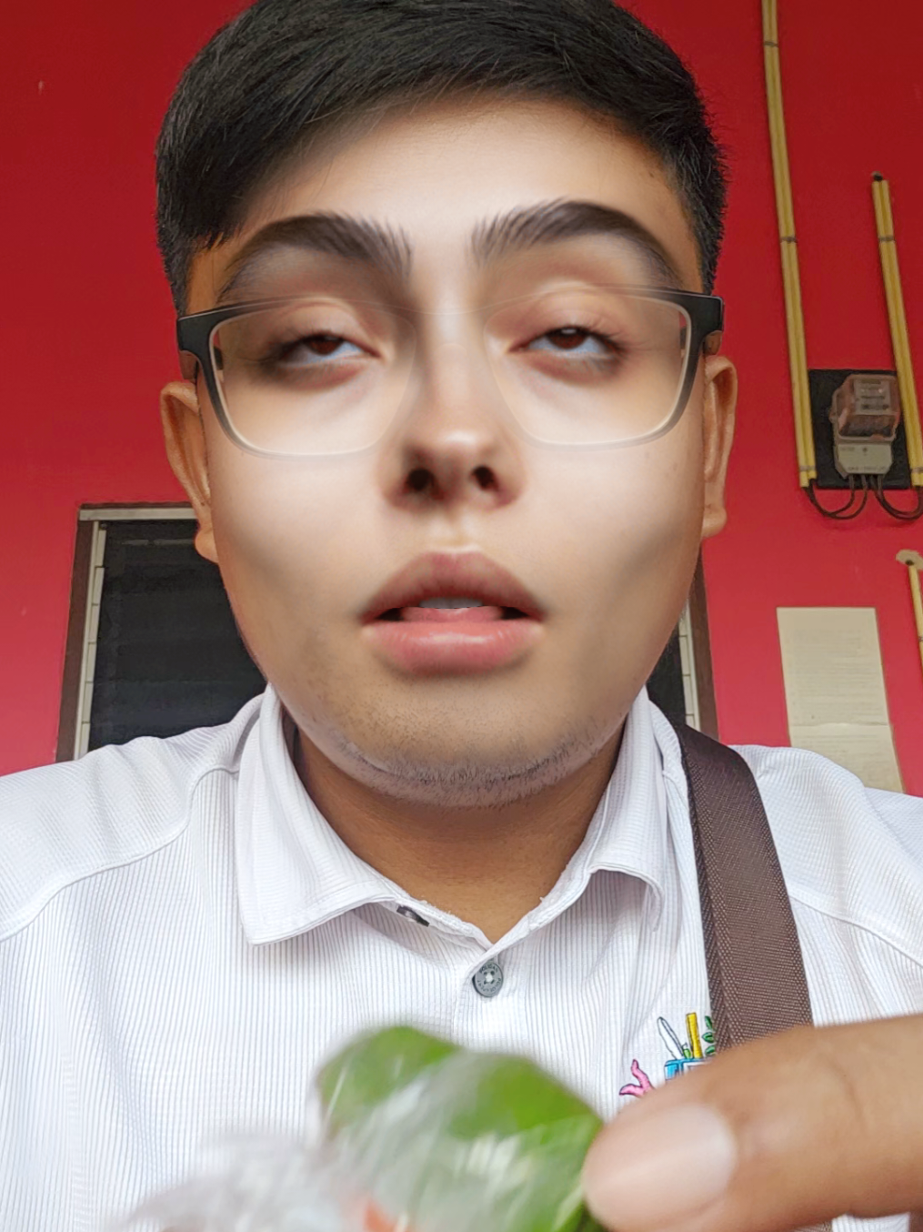 แหนม2 นิ้ว