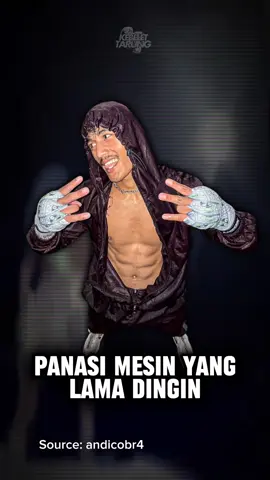 Andi cobra kembali tajamkan insting pemangsanya! Ya pasca kemenangan spektakulernya di byon 5 lalu nampaknya tak butuh waktu lama untuk andi cobra untuk kembali mempertajam skill boxing yang dimilikinya.  Dengan badan yang lebih berisi juga otot yang mulai tertutup lemak andi pun kembali melakukan padding serta shadow boxing di kampung halamannya.  Melihat hal tersebut pun banyak dari pecinta combat sport bertanya tanya apa yang andi kejar mengingat dirinya yang baru saja memenangkan icb beberapa bulan lalu.  Akan tetapi bila kita tarik garis lurus kebelakang hal tersebut semata semata andi lakukan demi kembali memberikan perfoma ciamik di laga yang sudah dijanjikan oleh cellos selaku presiden promotor yang menaunginya di tahun depan.  Hmm emang patenlah andi cobra selalu ambis di setiap laga. Gimana menurut kalian? Coba tulis di komentar. #kebeletarung #byon