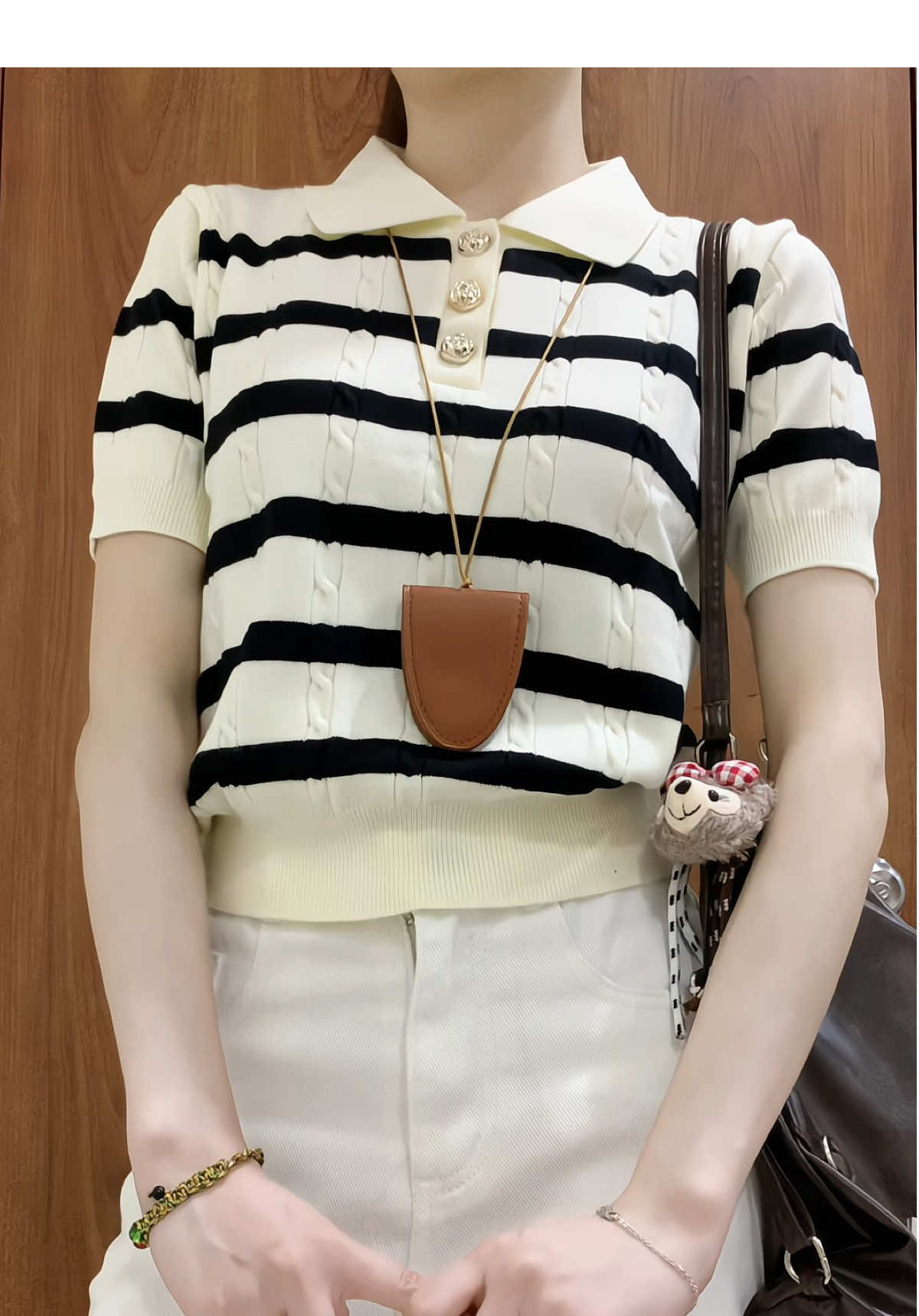 Trang phục đi làm gần đây kiểu #aopolodetkim #aodetkimngantay #aopololen #aopolocroptop #phoidodichoi 