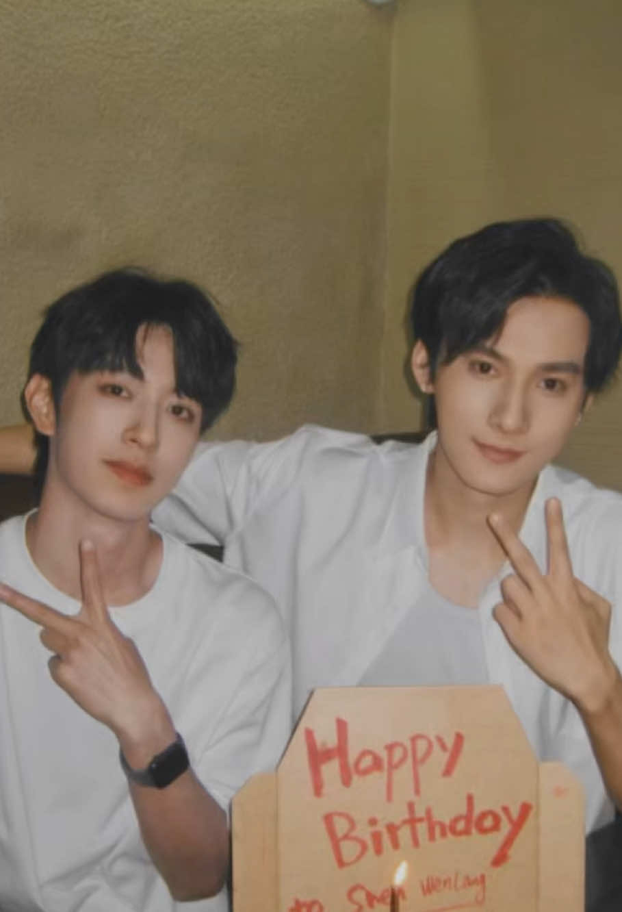 pasangan UMKM ku🥰🫶. kalian harus bahagia dan bareng terus yaa☺️. Happy Birthday, Shen Wenlang🎉,, JiangLi LangTu 99😚 #JiangHeng #ShenWenlang #LiPeien #GaoTu #Desire4 #ABODesire #DesireTheSeries #omegavers #Cbl #Lope #fyp #fyppppppppppppppppppppppp  #CapCut 