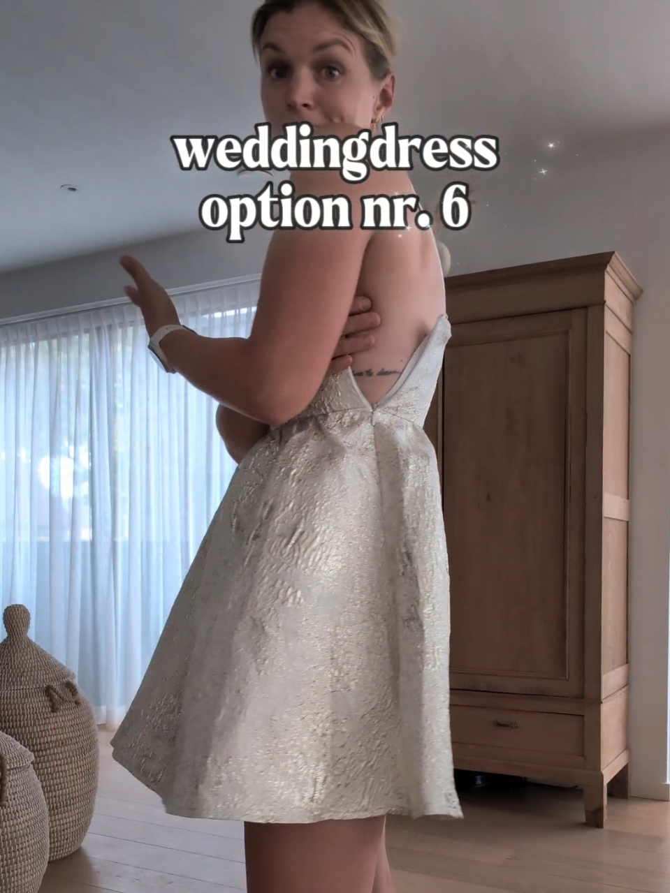 nr. 6 👰🏼‍♀️🤍 #weddingpreparation #weddingdress #trouwkleed 