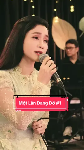 Khi mới quen nhau anh hay nắm tay dặn dò #motlandangdo #phuonganh #phuongy #phuonganhbolero @Phương Ý 