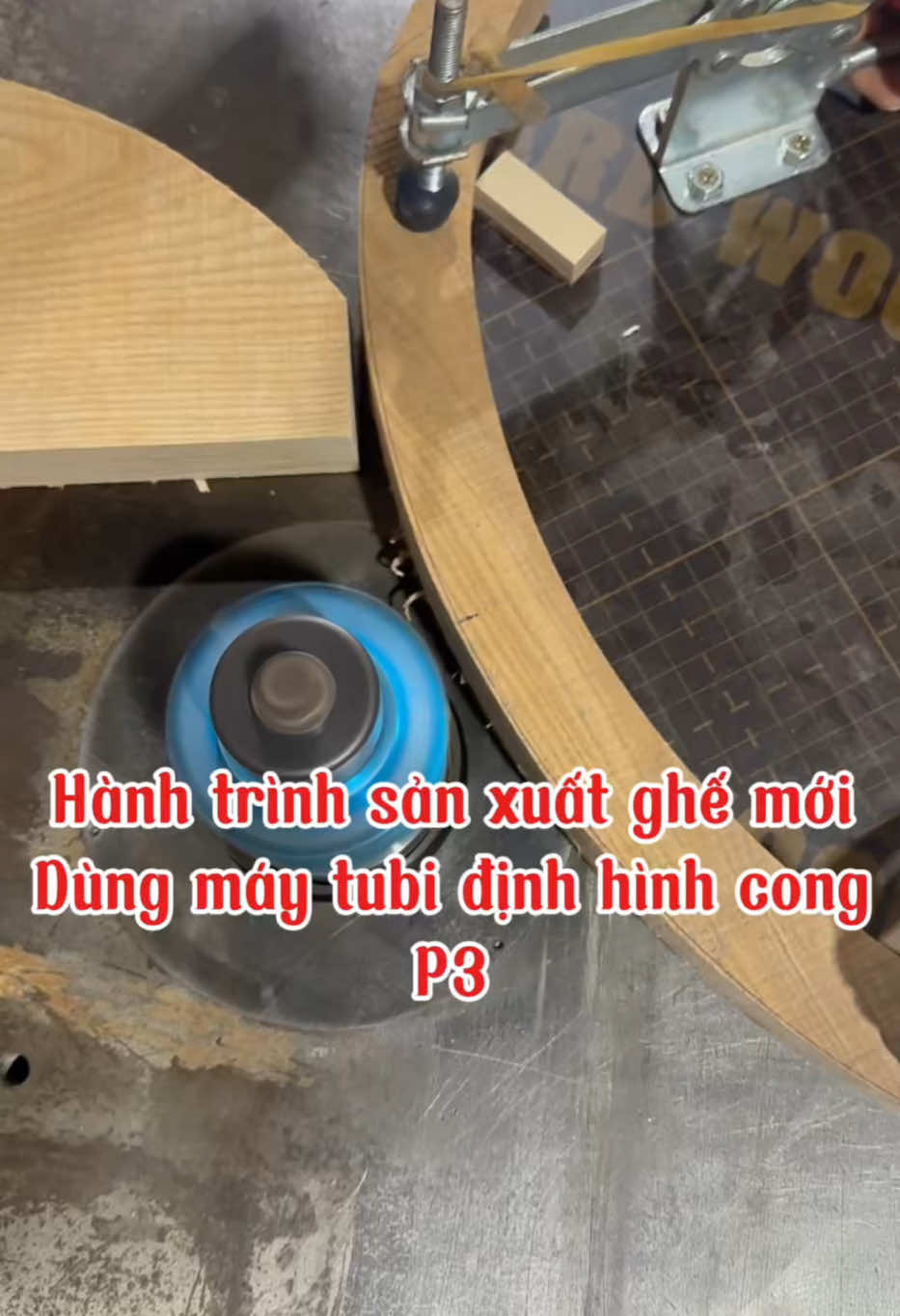 Quy trình sản xuất ghế của chúng tôi. Hành trình sản xuất ghế mới phần 3 - Đánh tubi đường cong tựa ghế.  #nội_thất_thuỳ_dương  #ghế_cafe  #quy_trình_sản_xuất #uốn_cong_gỗ_tự_nhiên  #bàn_ghế_nhà_hàng