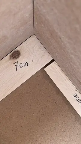 menyatukan 2 ukuran kayu berbeda menjadi satu
