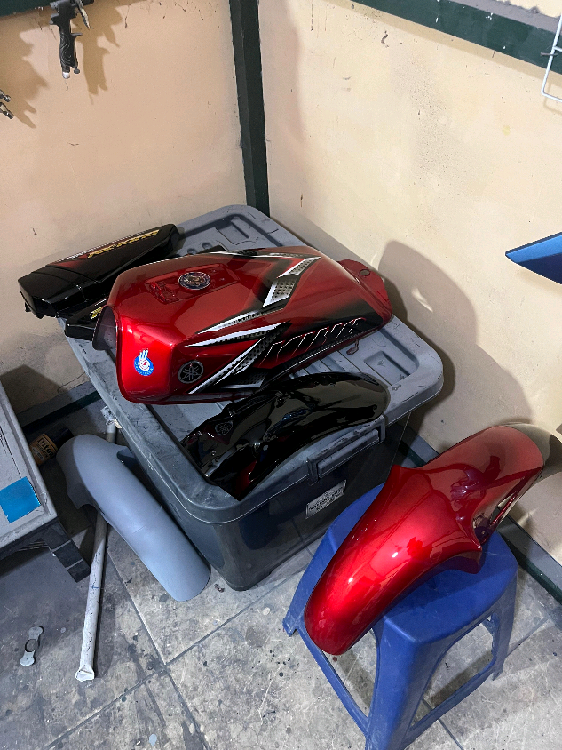 REPAINT/CATULANG RX KING LIST 2008 CUN KALI LA POKOKNYA GAUSAH BELI KACA BEKACA AJA DIKERETA KELEN 🤣 ALAMAT:Jln ismailiyah no90 meda wawa:081362055856 #repaint #repaintmotor #rxking135cc👑  #medan 