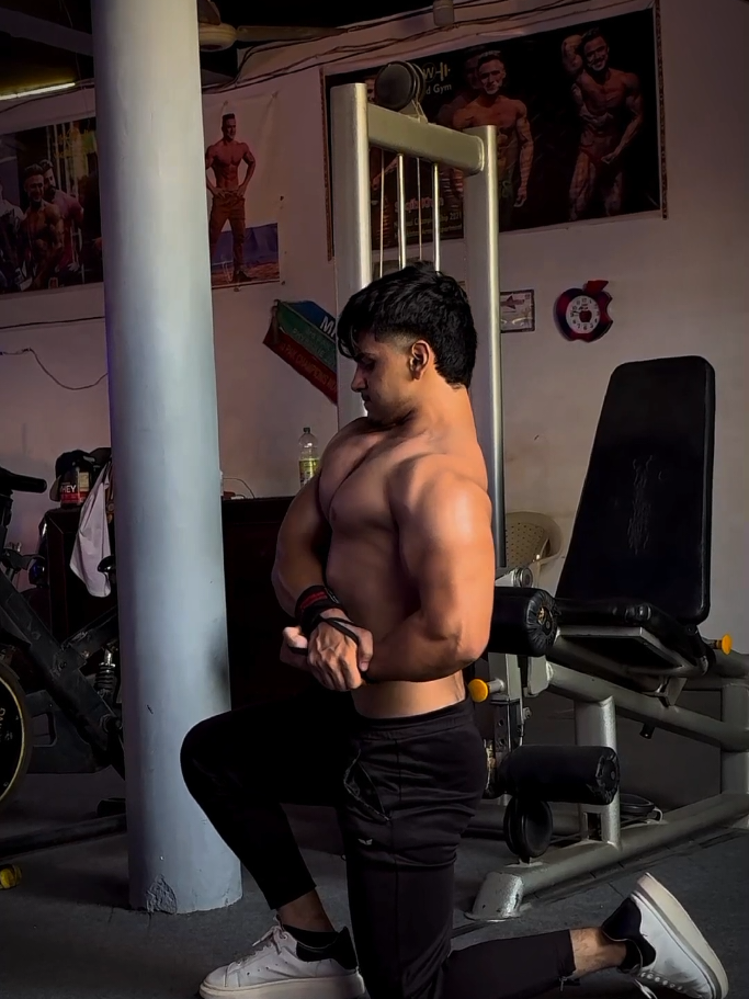 view problem 😔💔#foryoupage #viralvideo #gymmotivation #bodybuilding 