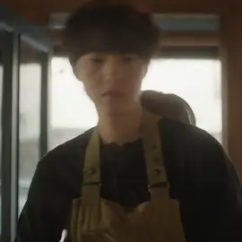 dejavu bgtttt pls, mana disini keliatan bgt miripnya #myyouth #myyouthdiviu #songjoongki #chunwoohee #kdrama 