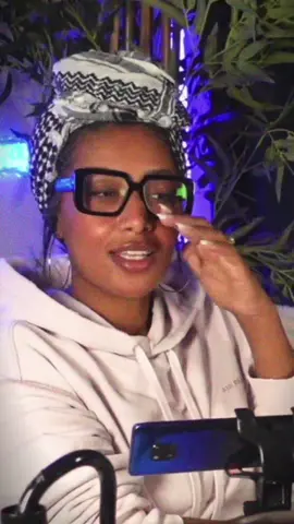 Vous en pensez quoi ? Est ce que vous trouvez que Ranelle a raison ?  #ranelle #ranellebrown #rediffranelle #rediffusion #rediff 