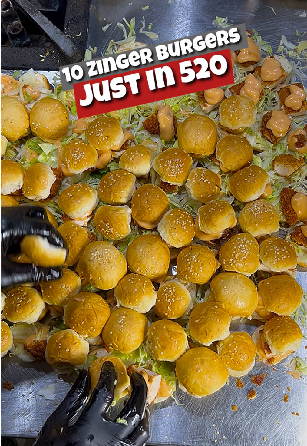 Pakistan Ki Sb Se Bari Offer  10 Zinger Burgers Just 520 Rupees Me |  #fyp #fooddeals #streetfood #foodvlog @sohailahmadofficial3 