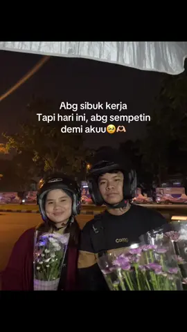 📍#tunasregencybatam didepan monic sebrang jalan raya @floropy2024 -ig  “Scrolling tiktok sampe lupa, Beli bunga  doi peka🥴🫰🏻 Bunga fresh flowers nya kakak~~ #freshflower #bungaasli #fyp 