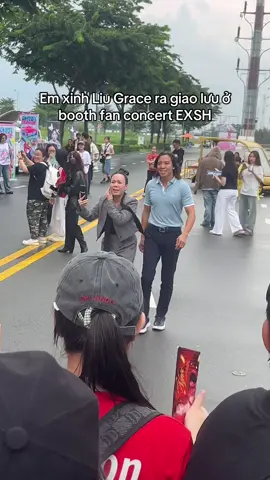 =)))) em xin lỗi chị #fyp #emxinhsayhi #concert #viethuong #sugartown 