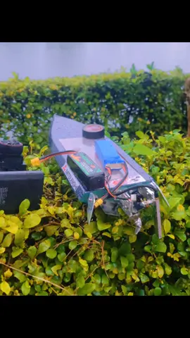 Công nghệ phản lực QX 2222-3000kv-4s 75C#CapCut #mono652003 #propellerrepair #rcboat #สโลว์สมูท 