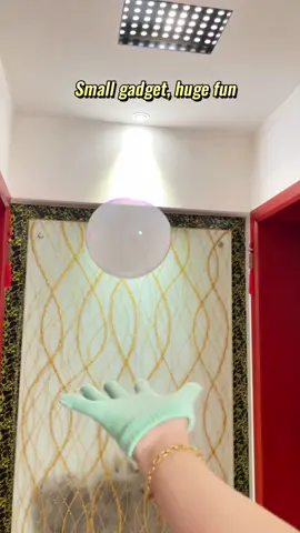 The perfect surprise gift for kids who love magic! #fogbubblemachine #mistbubblewand #smokebubbles #bubbletoy #kidstoy #momfinds #viralvideo #birthdayfun 