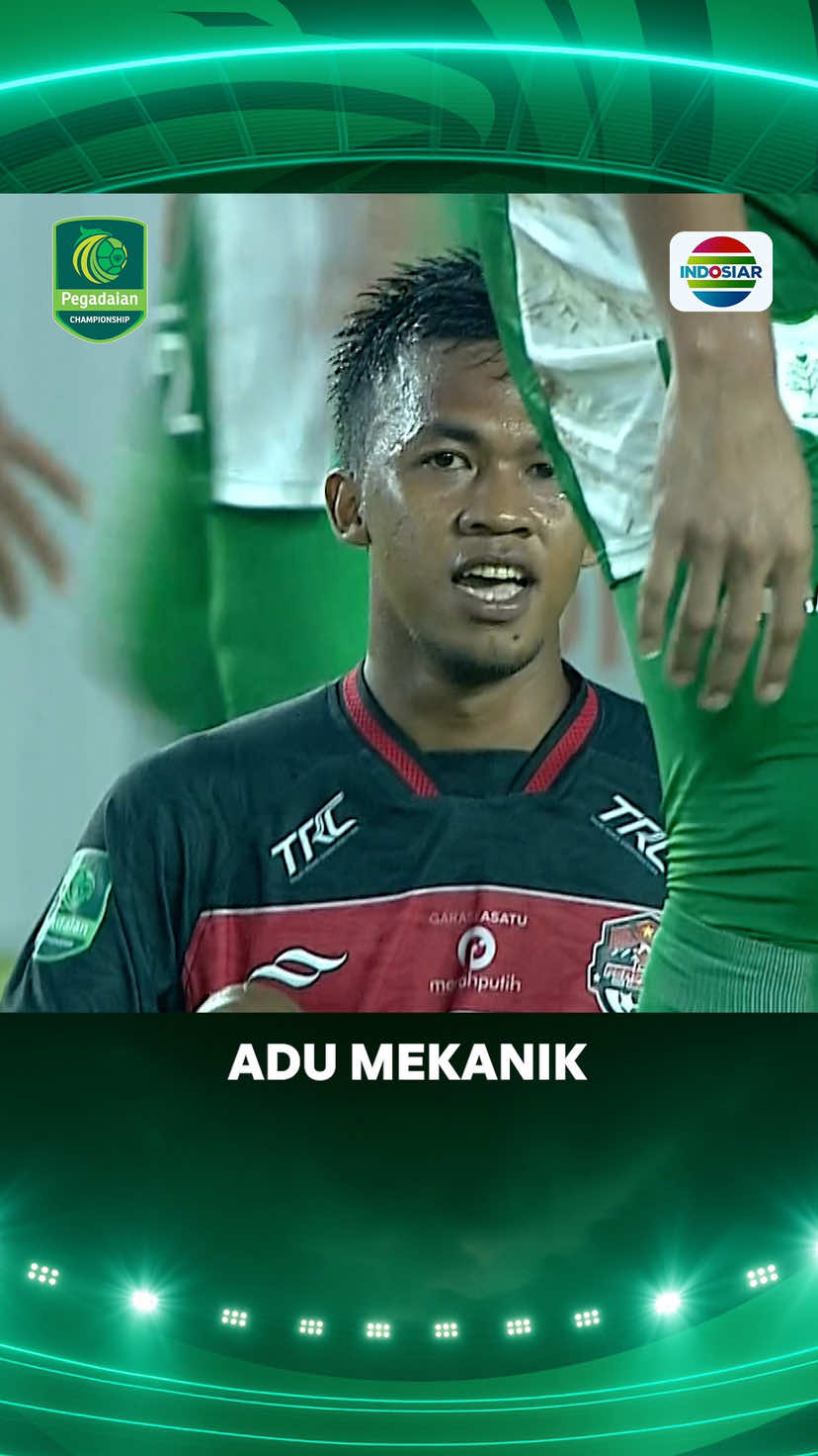 Kedua tim bermain dengan sangat kompetitf, high-level football ⚡️ #PegadaianChampionship #IndosiarSports #IndosiarRumahSepakbolaIndonesia #Persekat #PSMS 