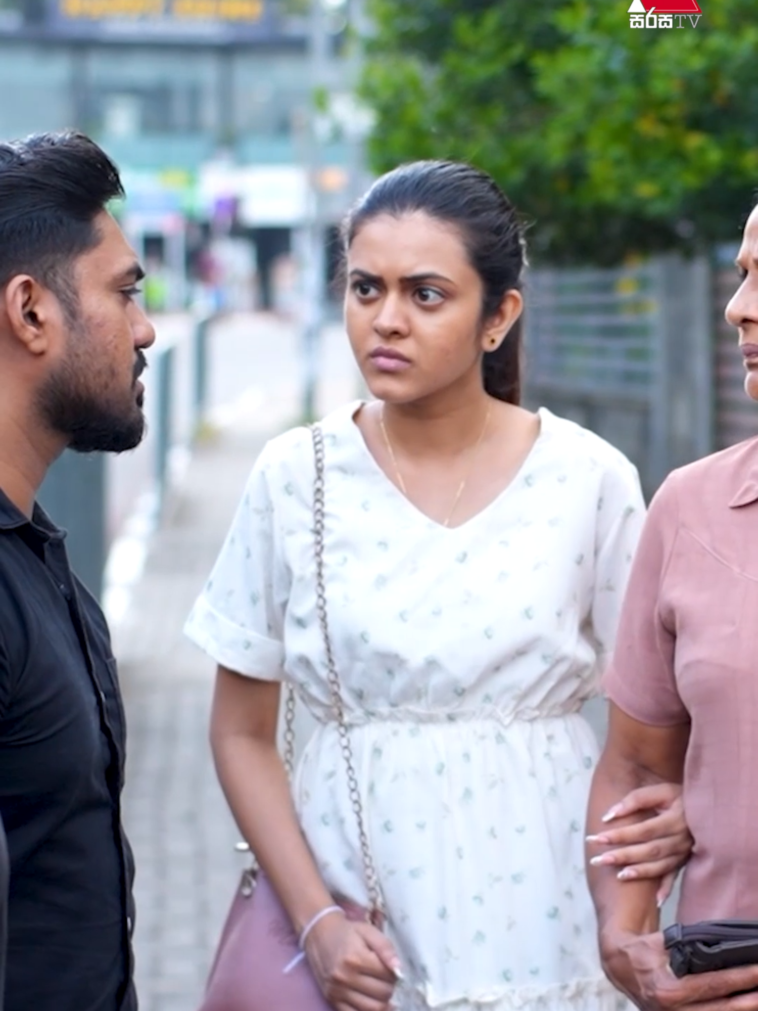 මැණිකේ බය වෙන්න එපා 😣😌 #Aalawanthi #ආලවන්තී #SirasaTV #Sirasadrama #TikTokTainment #WhatToWatch