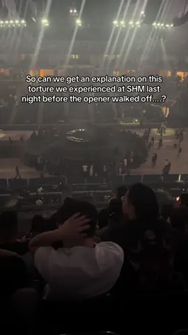 What the actual fuck was this I convinced my sisters it was rage bait at first and then I realized it was NOT #shm #yvestumor #swedishhousemafia #arthurashestadium 