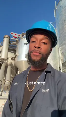 Just a step on the elevator to wealth #eltroy11 