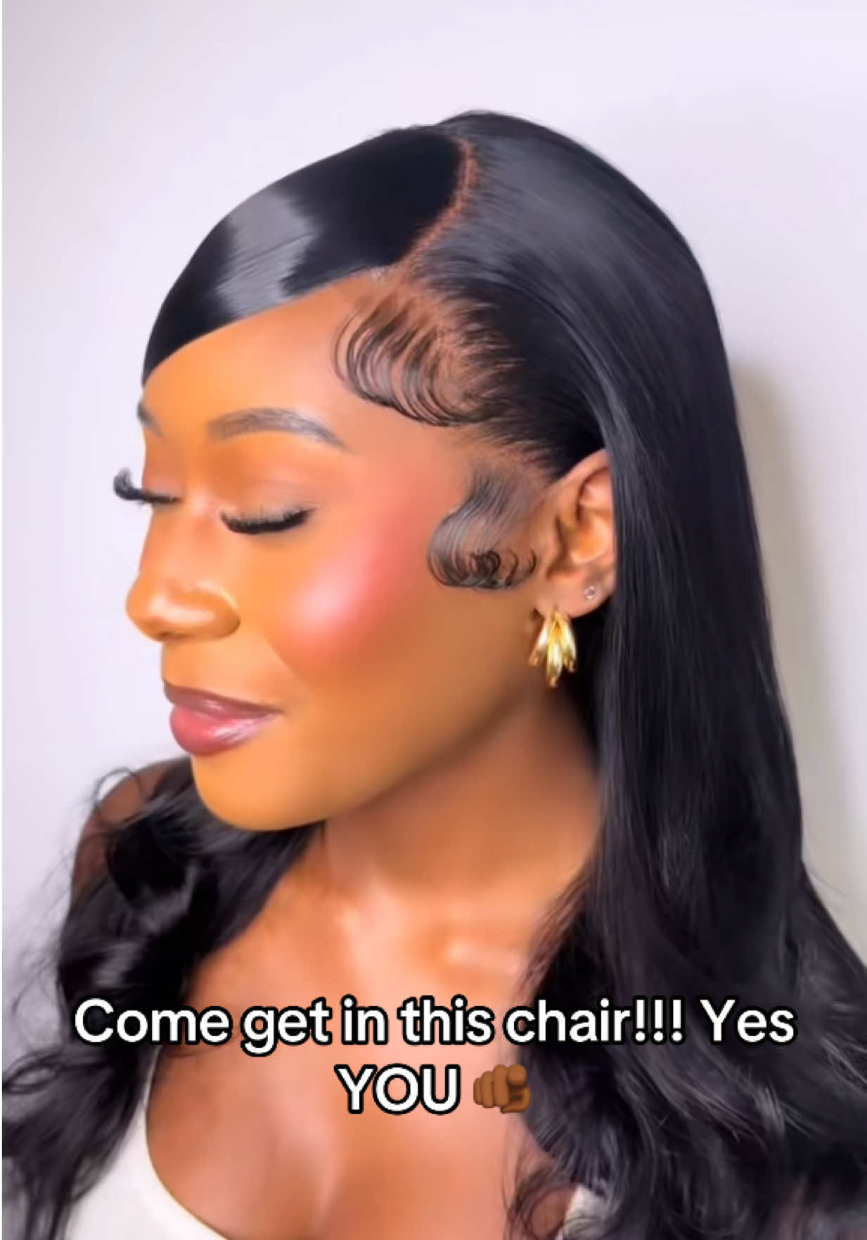 I don’t wanna hear no excuses go to my bio click that link and come get your hair slayed!!! Shampoo included, blow dry included, HAIR INCLUDED. Now what? Yes go book and let me take care of you sister girl 💕💅🏾 #dallashairstylist #houstonhairstylist 