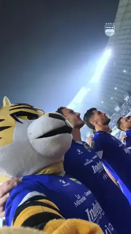 the debut.the Anthem,the Bond💙💙💙#briliga1indonesia #persibbandung #elianoreijnders #thomehaye #andrewjung💙 