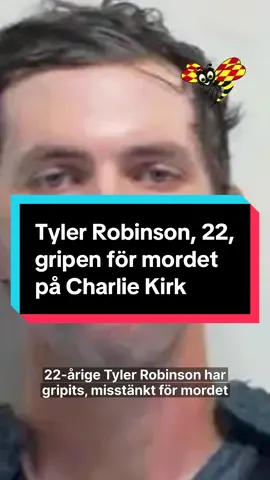 22-åriga Tyler Robinson har gripits, misstänkt för mordet på högerdebattören Charlie Kirk tidigare i veckan. Enligt källor till bland annat CNN ska Robinson ha erkänt dådet för sin pappa som är polis. Och pappan kontaktade därefter myndigheterna och höll sonen under uppsikt fram tills att han greps sent under torsdagskvällen, lokal tid. – Jag hoppas att Kirks mördare döms och får dödsstraff, säger president Donald Trump i Fox news morgonprogram. Reporter: Alfred Olsson #expressen #nyheter #charliekirk 