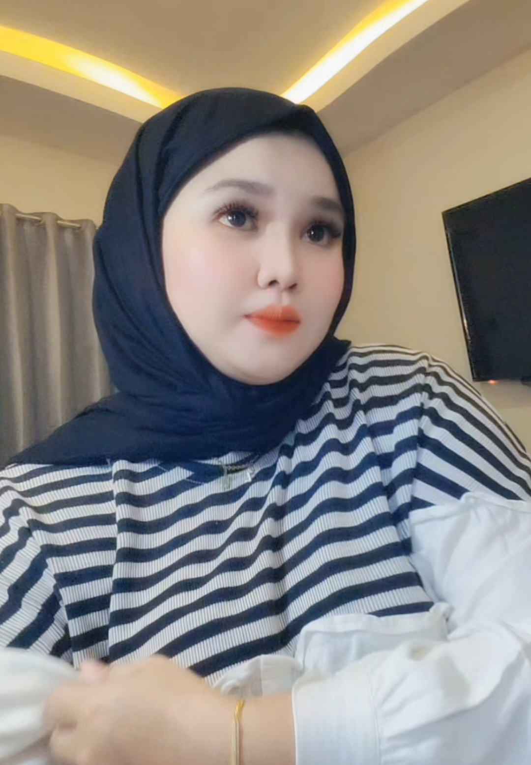 #outfithijab #blousemurah #bahanrayon #murahbanget #outfit 