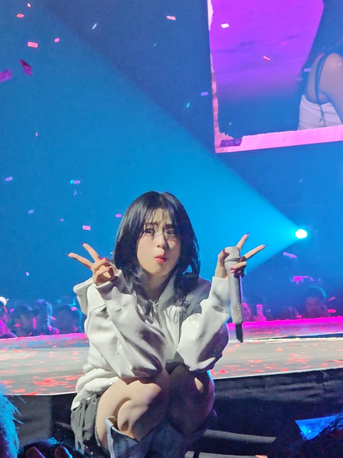 Mic is on for Ahyeon Babymonster performance at the Oakland Arena 9.10.25 @babymonster_yg   #babymonster  #babymonsteryg  #chiquitababymonster  #ahyeonbabymonster  #ramibabymonster 