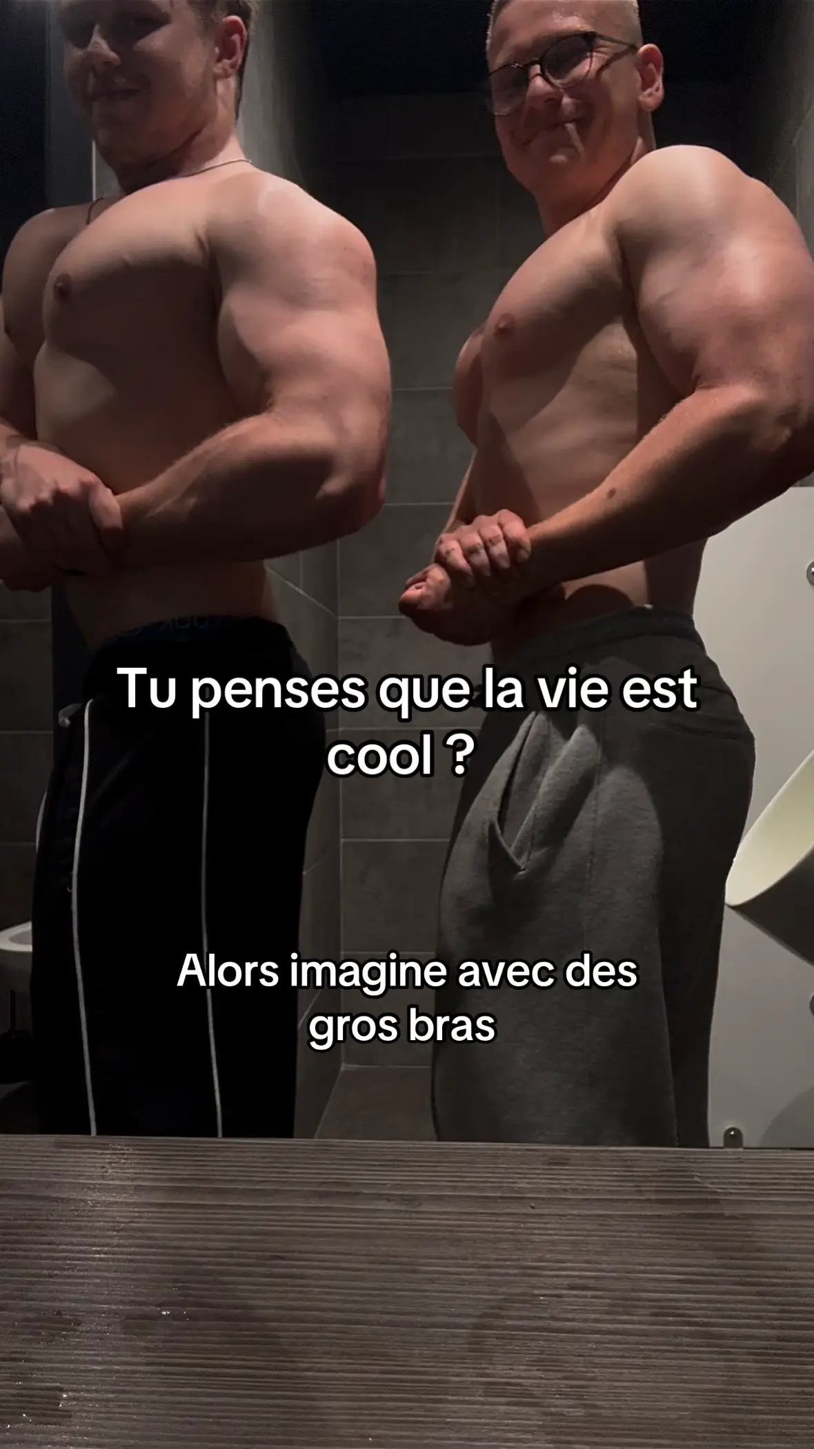 Bro prend toute la place 😔