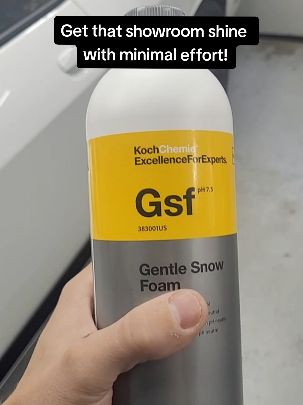 Experience the ultimate foam wash! No streaks, just shine! #detailer  #carwashing  #kochchemie  #carenthusiast  #tiktokfind 