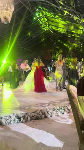 💃🏻💙🇦🇱🤍 #albaniangirl#sisterwedding#albanianwedding  