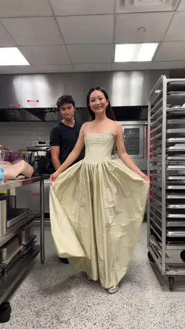 made a dress for @JEENIE 😭