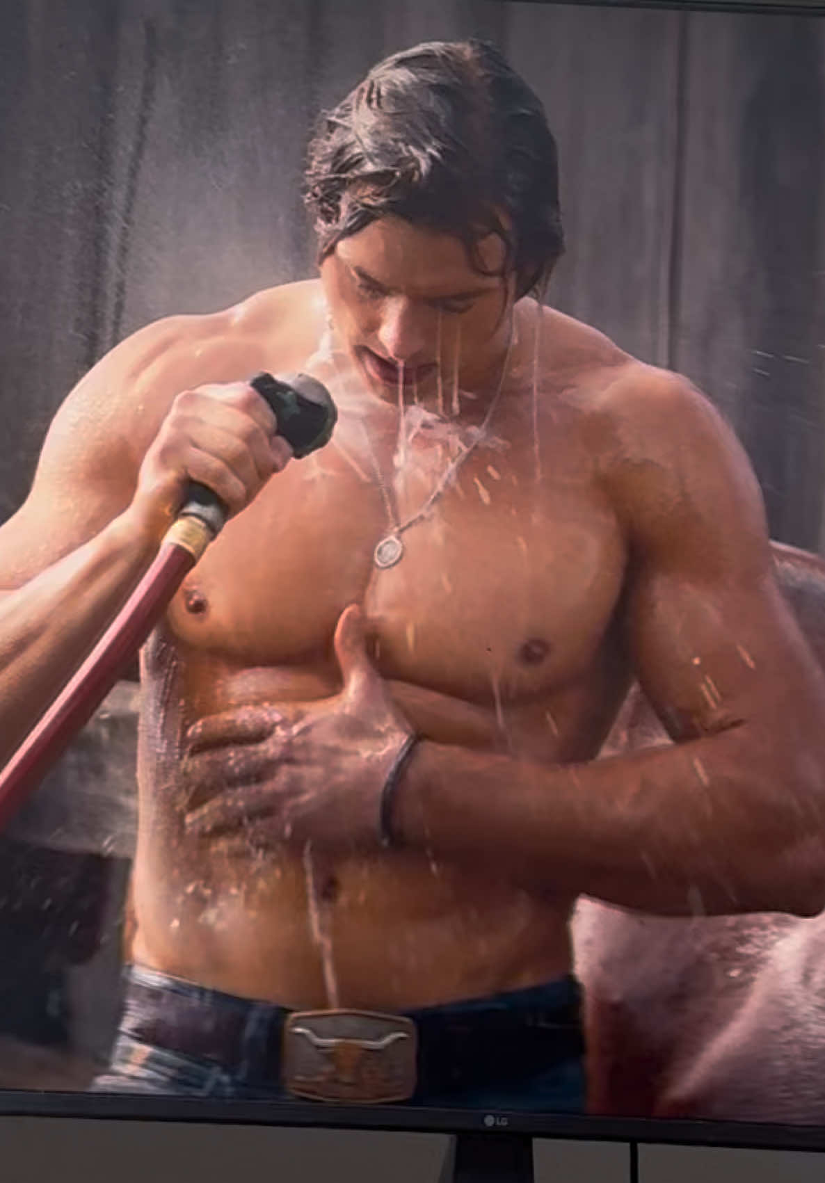 Obsessed #netflix #thewrongparis #foru #cowboy 