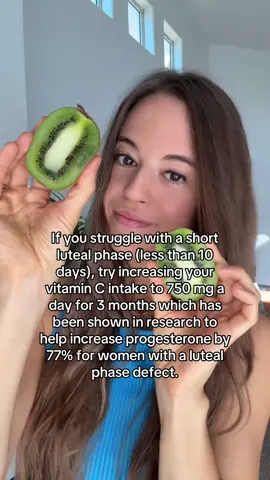 Friendly reminder that your luteal phase (after ovulation) should be 12-14 days. If it’s less than 10 days, you have a luteal phase defect which means you aren’t producing enough progesterone.  - A study (Henmi et al., 2003 - Fertility and Sterility) has shown that women with a luteal phase defect who consumed 750 mg of vitamin C daily for 3 months has had their progesterone increase by 77%! Here is an example of how you can hit this daily intake with food:  👉🏼eating 2 kiwis (110 mg) with eggs & 1 cup chopped red bell peppers (180 mg) 👉🏼1 orange (80 mg) with almonds for a snack 👉🏼1 cup sliced strawberries (98 mg) with your lunch and 2 cups chopped kale salad (160 mg) 👉🏼1 lemon (45 mg) squeezed on your salmon quinoa dinner with side of 1 cup cooked broccoli (100 mg) #progesterone #lowprogesterone #hormonebalancing #balancedhormones #lutealphase 
