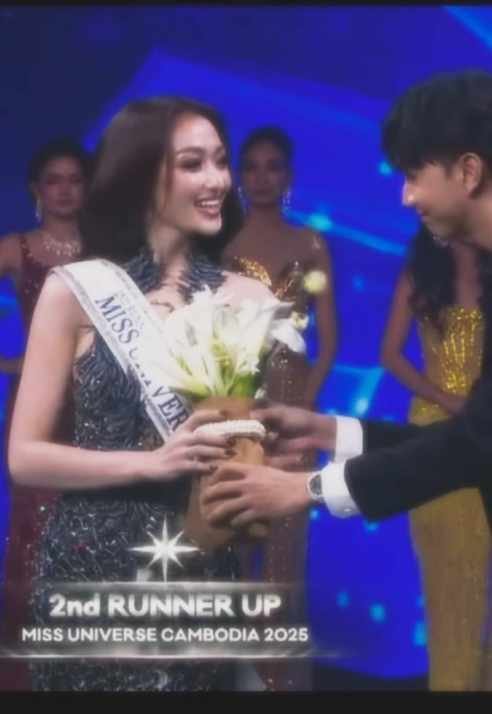 Votey មិនដែល​ឆ្លេីយ​សំណួរ​បែបនេះ​ Admin ដឹង​ច្បាស់​ យេីង​គោរព​នៅ​ចំណុច​មួយនេះ​ គ្រប់គ្នាក៏ដឹងថាមានរឿងអ្វីបាន​កេីតឡេីងមកហេីយ​ ❤️​ មិនអីទេ​ Queen ឱកាស​នៅមានច្រេីនទៀតណាស់​ មកវិញពេលណា​ Admin ម្នាក់​នេះ​នៅចាំ​គ្រប់ពេល​ 🥰 Anyway congratulations to Votey and our newly Queen @Fi Yata (Nearysocheata) 🇰🇭💐 #missuniversecambodia2025 #fiyata #pichvoteysaravody 
