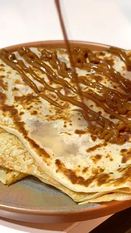 ✨ Meet your new obsession… our Biscoff Lotus Crepe 🤎 Soft, warm, and drizzled with that irresistible biscoff goodness, finished with gelato on top. Dessert goals = unlocked. #liverpoolfood #antoniettaliverpool #liverpooleats #dessertshopliverpool