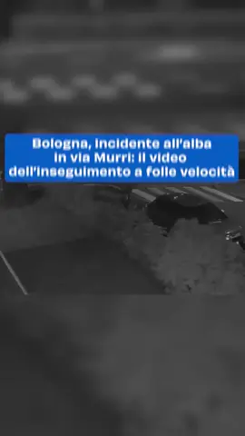 Valjero Maksuti, 18 anni, ha perso la vita questa mattina nello schianto di un’auto rubata in via dei Lamponi. Il giovane, arrivato in Italia come minore non accompagnato, è stato sbalzato dall’abitacolo e non indossava la cintura. Alla guida l’amico 19enne, ora indagato per omicidio stradale: lui non è in pericolo di vita. Secondo le prime ricostruzioni, l’auto era fuggita a folle velocità dopo un posto di blocco, finendo contro un palo e alcune auto in sosta. 🔑 Dentro l’Audi: un martelletto frangivetro, un tirapugni, un braccialetto d’oro e un mazzo di chiavi.