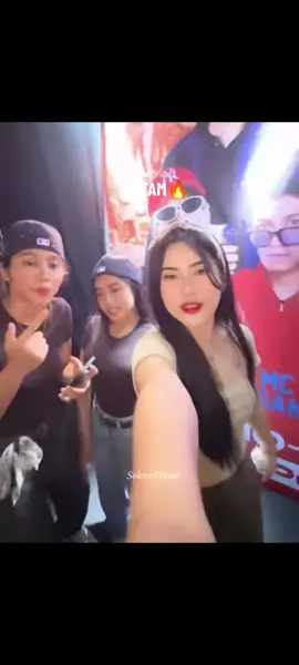 menyala Batam, tamba mendy makin berkobar 😂🔥🔥 #juanreza #mendychndr  @Juan Reza @MendyChndr𐙚 