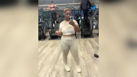 #gymgirl #hipthrust #bootybuilder #myfav #gymselfie 