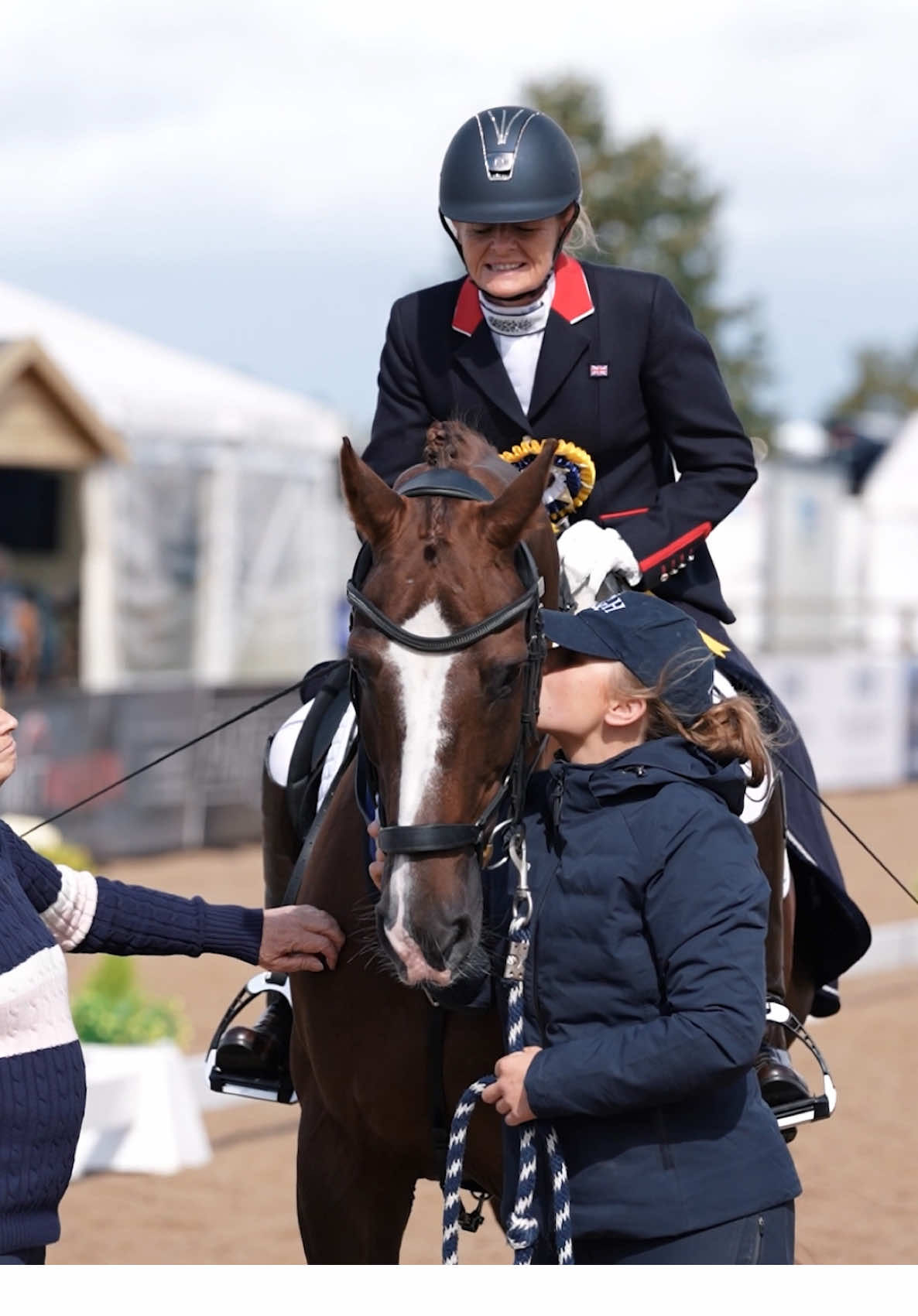 Day one at the LeMieux Nationals showcased our awesome para dressage stars, with five new Equissage Pulse champions, Erin Orford and Tracy Ormrod on the Fan Zone and a meet & greet with the World Championship medal winning Virtus squad 🏆🥇👏 #britishdressage #lemieuxnationals #lndc25 #equestrian #dressage 