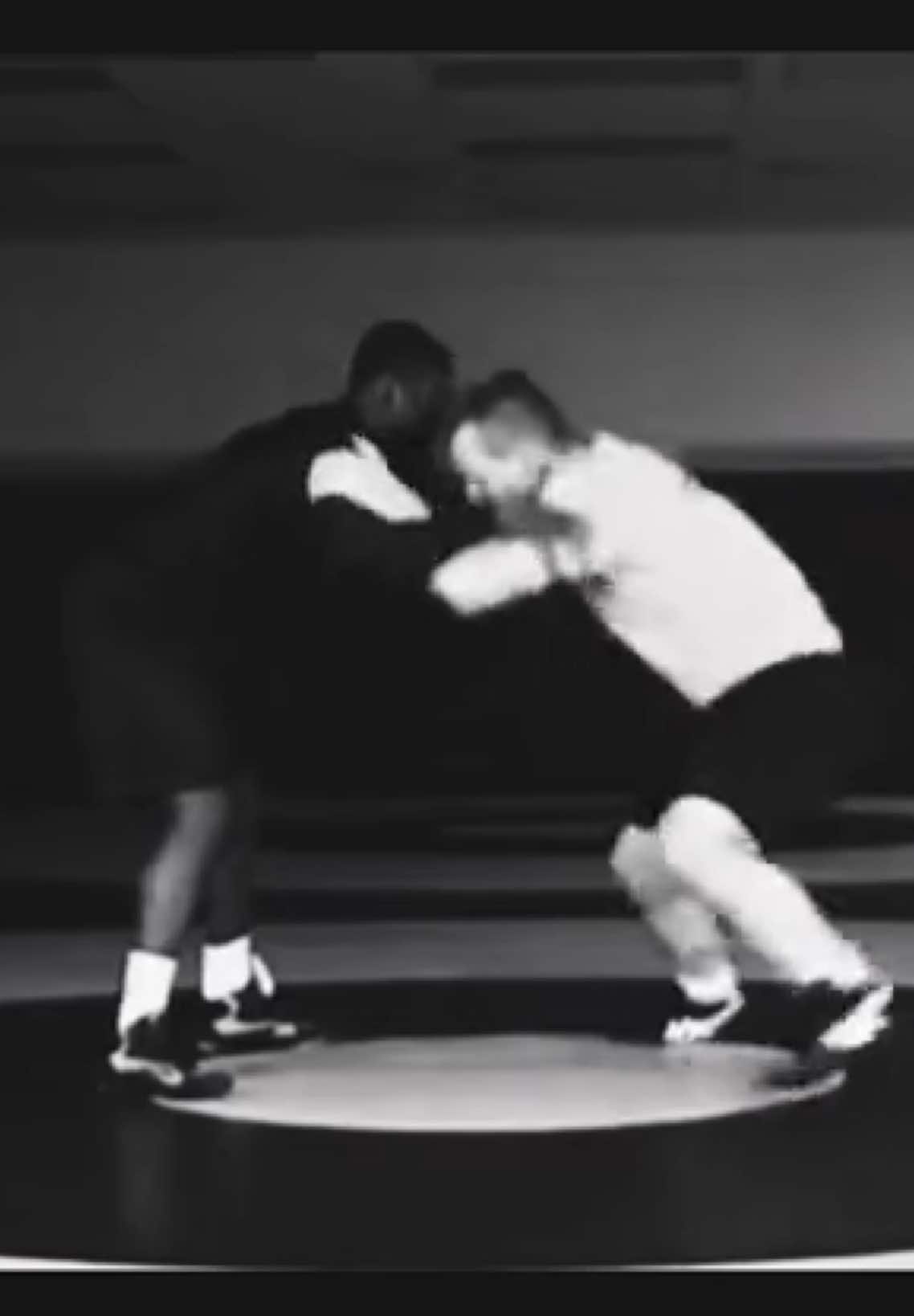 Wrestling techniques 🤼‍♂️💥💥 #wrestling #takedown #technique #tutorial #defense #fyp #viral 