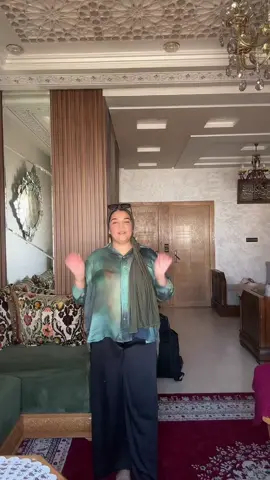 Réponse à @laila laial ونتوما فوقاش ولادكم كيقولو نصف نهار واش الأربعاء والجمعة  تابعوني على الانستغرام :safae_lmalki #foryoupage❤️❤️ #instegram #minivlog #لانش_بوكس_كيك 