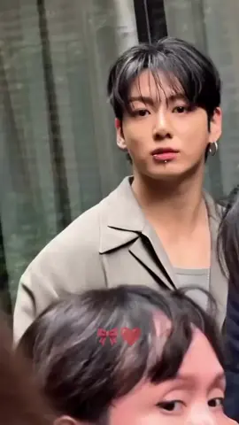 🅾🅼🅶💜jungkook arrived at new york fashion week for Calvin klein@Calvin Klein#creatorsearchinsights  #foryoupageofficiall #fypシ゚viral🖤tiktok #unfrezzmyaccount #dontunderreviewmyvideo 