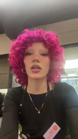 guys tell her how beautiful she is #cosmetologyschool #aveda #LanguageLearning #cosmetologystudent 