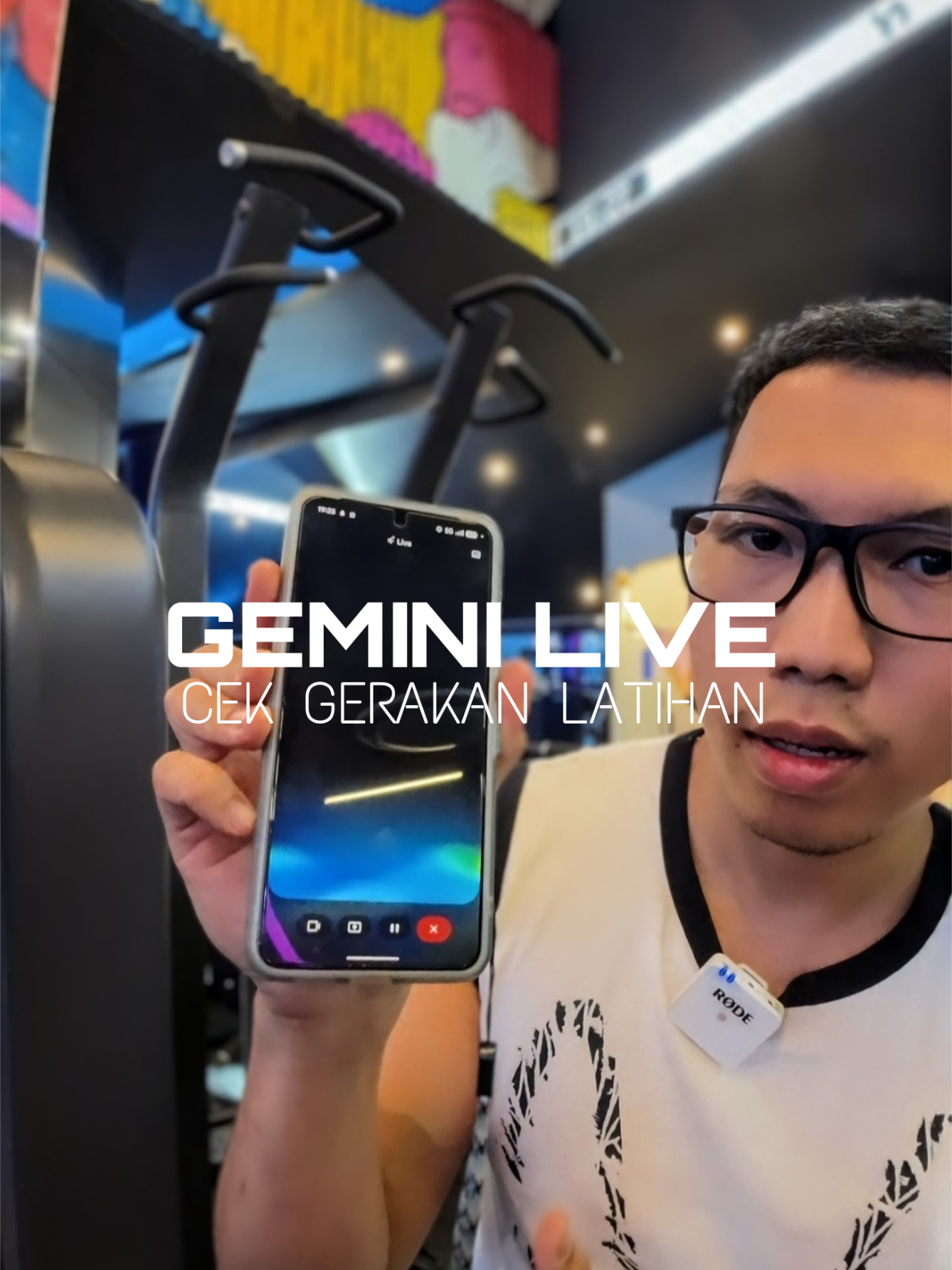 Udah tau kan kalo AI bisa bantu cek/analisis dasar gerakan pull-ups kita? 🔥 Skrg Gemini LIVE bisa kasih koreksi yang cukup detil. Kalo selama ini ngerasa latihan kalian kurang ngebakar, mungkin ada yg bisa dikasih masukan sama kecerdasan buatan🤖. Keren gak si? Coba tag teman gym kalian yg mungkin butuh personal trainer (PT) gratis.  #GymTok ​#FitnessIndonesia ​#gymindonesia ​#geminilive  ​#aifitness @google @chatgpt @openai 