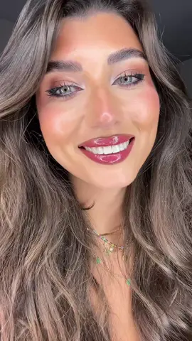 Ciao,penso di essermi innamorata 🥹😍!  Lip gloss @WYCON cosmetics lip liner @NABLA Cosmetics  #neiperte#foryourpage#makeup#tutorial#viral
