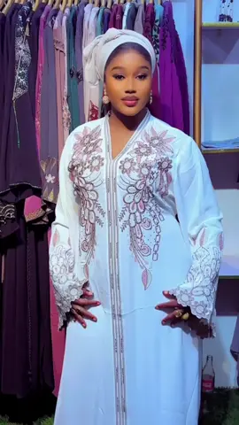 Beautiful Egypt Abaya available 🎊 Price 43k🎊 WhatsApp:o7o88621311 Address :zara plaza shop B30 Damash Collection Lagos street.#damashcollection #humairahpreety 