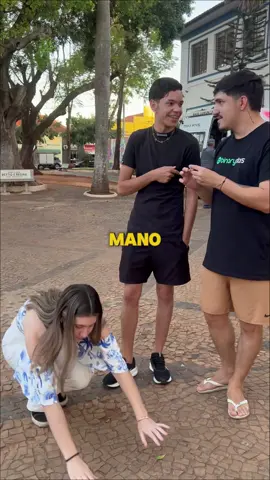 Mais um que não dá valor! 😕 #fyp #viral #relacionamento #casal #dinheiro 