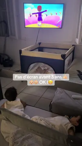 Dernier recours 🤦🏽‍♀️🤷🏽‍♀️👶🏼👶🏼#twinsoftiktok #twins #babiesoftiktok #videoviral #babyfunny 