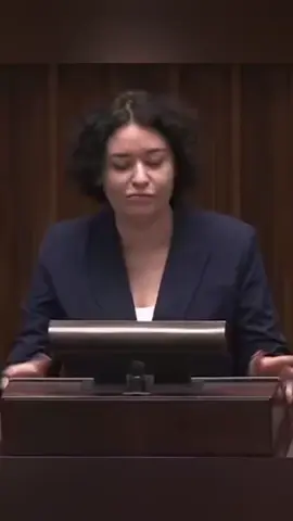 Anna Maria Żukowska błyszczy inteligencją  🤣 #polska #lewica #polityka #rząd #sejm 