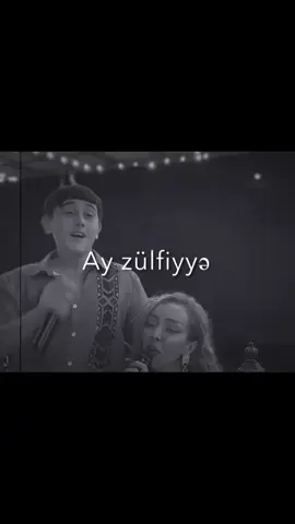 o tayda yarım qalib😢🥀