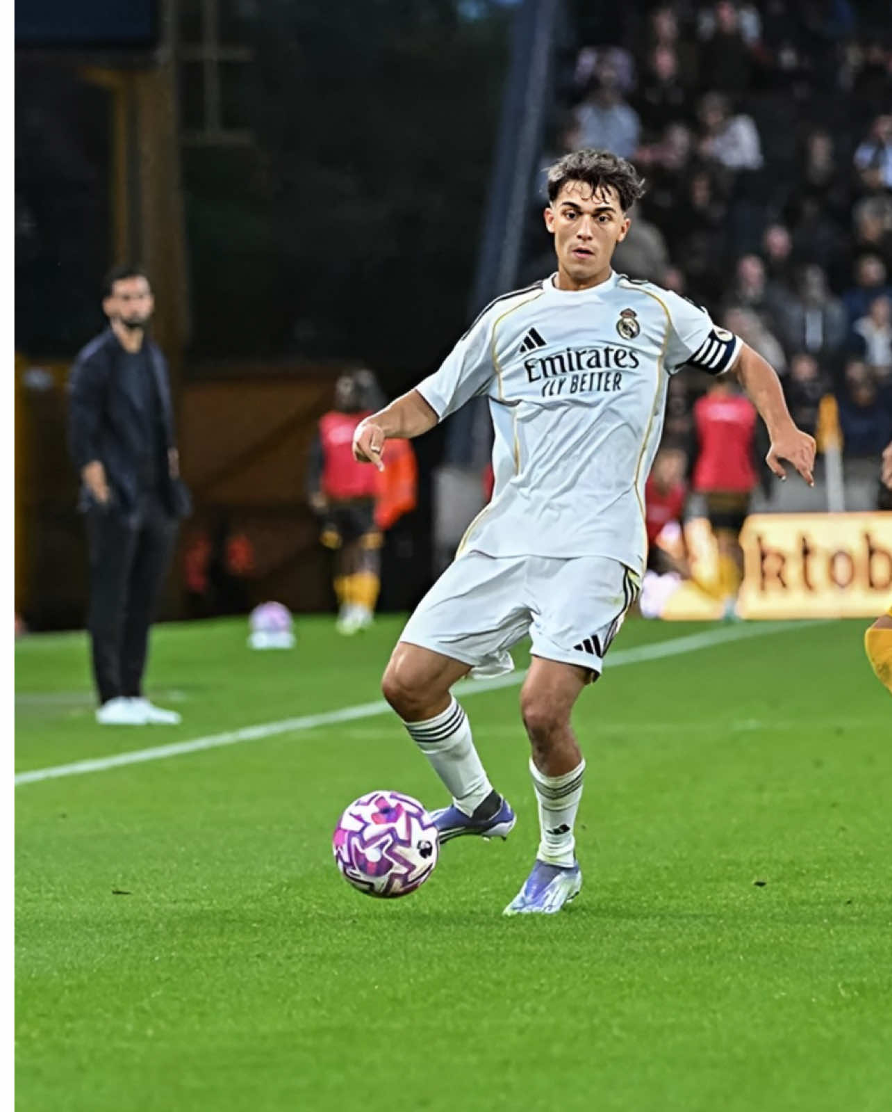 🪄🧠 Manuel Ángel vs Wolves. #realmadrid #lafabrica #manuelangel